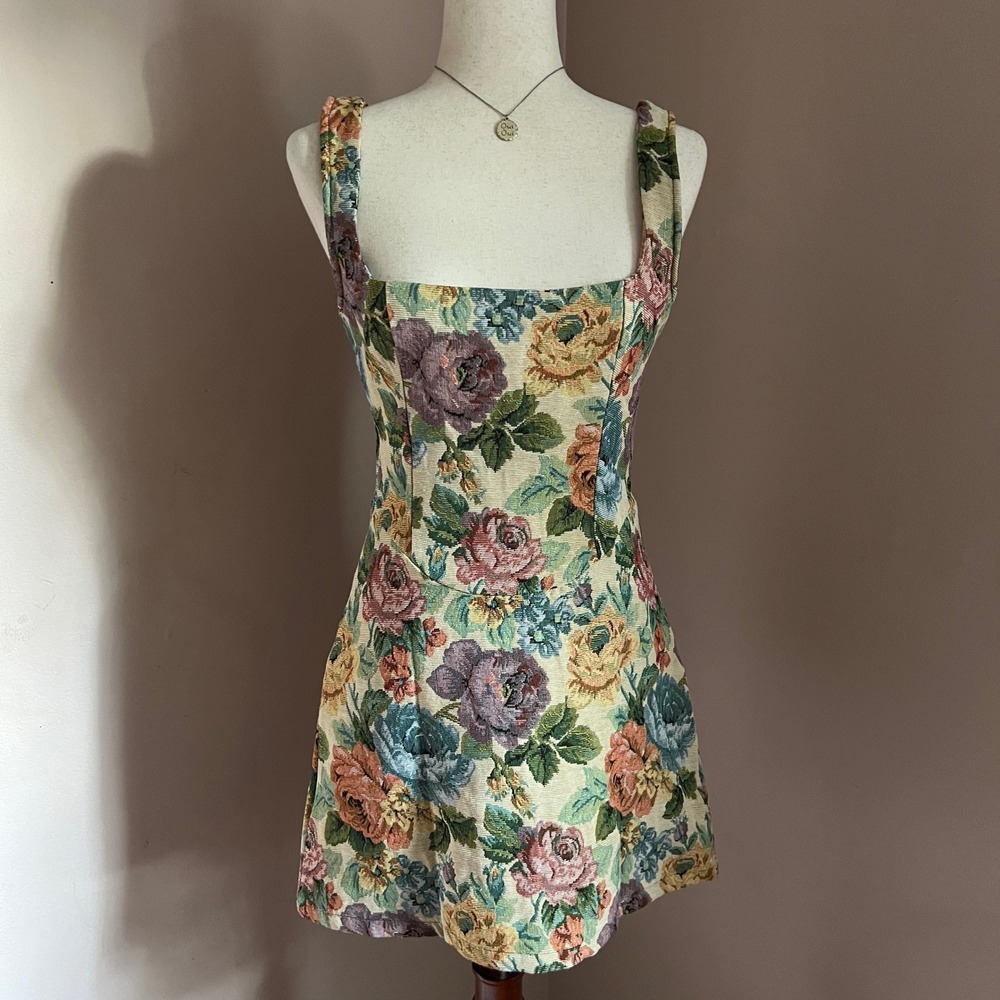 PrettyLittleThing Floral Tapestry Bodycon Mini Dress Square Neck NWOT Size 6